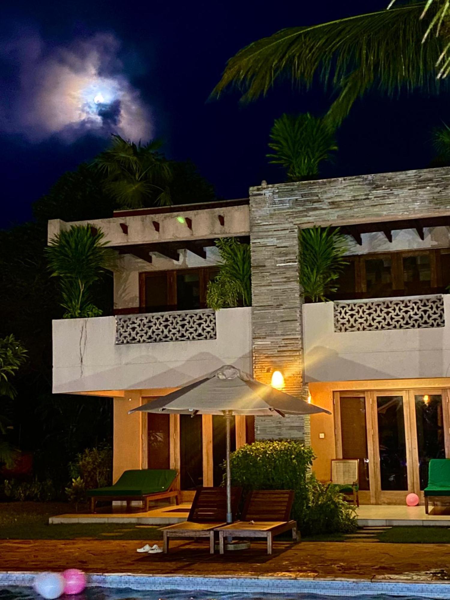 Villa Mandhari - เดียนีบีช ภายนอก รูปภาพ